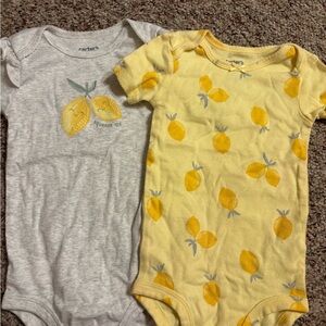 💕3 for $10💕Carter's Lemon Print Bodysuits - Yellow and Gray